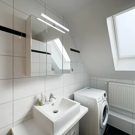 Gesamte Oberwohnung 3 Betten 2 Schlafzimmer Apartman