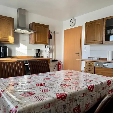 Apartman Gesamte Oberwohnung 3 Betten 2 Schlafzimmer *